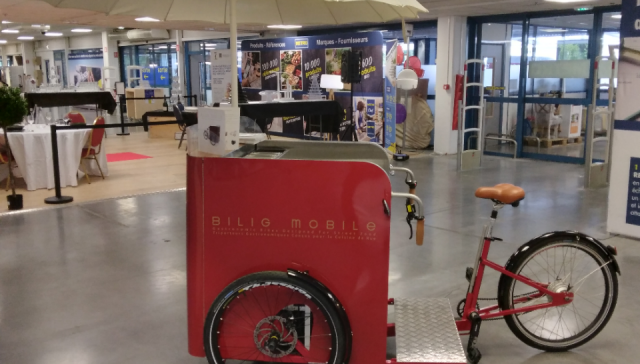 Our Gastronoimic Three Wheels Bike at Metro Lyon (France)